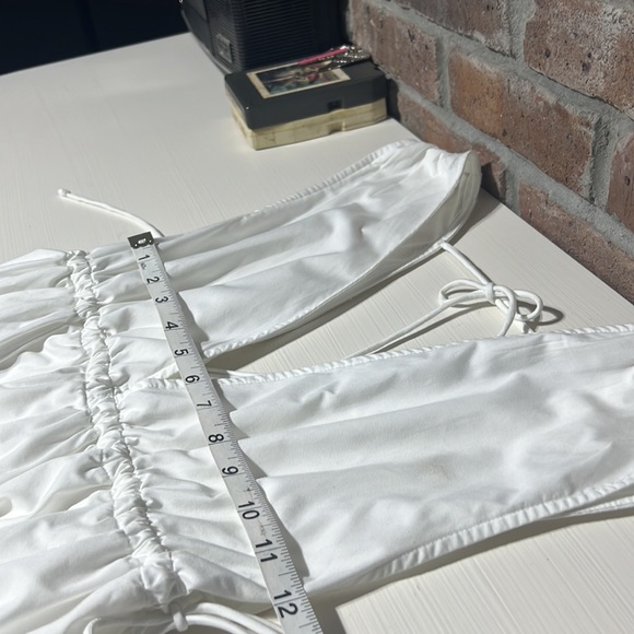 Abercrombie and Fitch white dress - Picture 6 of 16